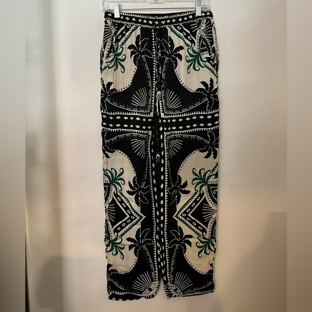 Farm Rio pants size M beaded details on belt